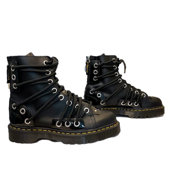 Dr. Martens Daria Bex Boots Grommets Leather Ankle Lucido Patent Lamper 11 EUC - Picture 3 of 9